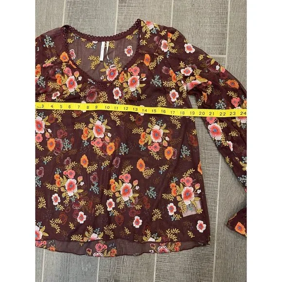 Anthropologie Feather Bone Top XS Size Ruffled Giralda Blouse Embroidery Floral - Picture 6 of 13